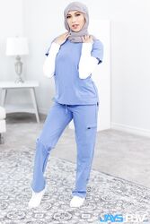 بينيلوبي وودز الحجاب صورة جنسية