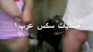 شرموطة سمينة تستمع جيداً