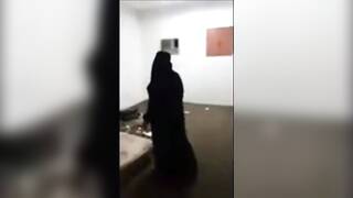 زوجة تأخذه جنس عربي