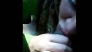 مراهقة عربية مجانية اباحية