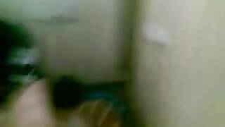 المتناكه تاخده وهيا فشخاله كسها بنت اللبوه وشغاله اهات وشرمطه