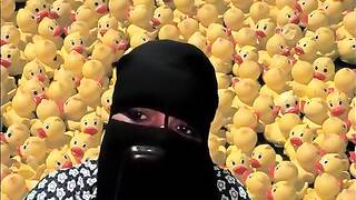 جسم ابن حرام وكس مجنون وهيجان للبوه المتعه والفجر هما اهداف حياتها