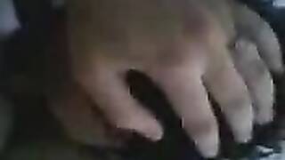 شرشر محجبه مع عشيقها ترفع العبايه وتاخده فى كسها ونيكه من الاخر