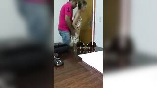 سيد زانق مراته اللبوه ومقلعها وحاشر زبره الكبير فى كسها