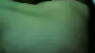 هند هايجه نيك مش قادره تمسك نفسها من كتر الهيجان وكسها ال بياكلها